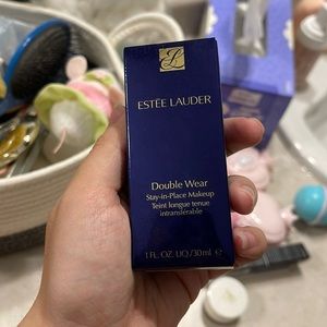 Ester lauder double wear foundation 2C0